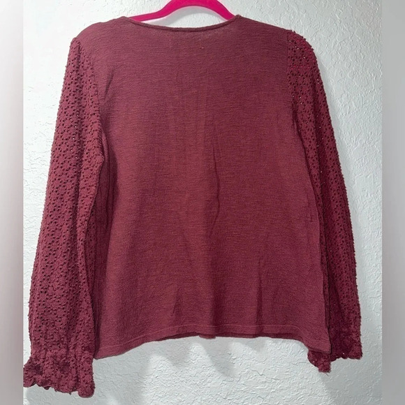 Texture and Thread (Madewell) Eyelet Mix Ruffle Sleeve Blouse - Picture 4 of 8